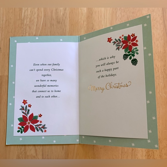 ⭐️BOGO // Christmas Card (Family is the Heart of Christmas) - Picture 2 of 7